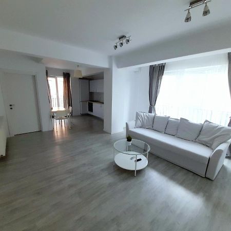 Santorini Residence Apartment Otopeni Eksteriør bilde
