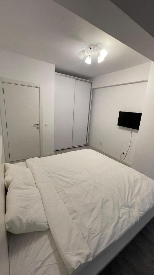 Santorini Residence Apartment Otopeni Eksteriør bilde